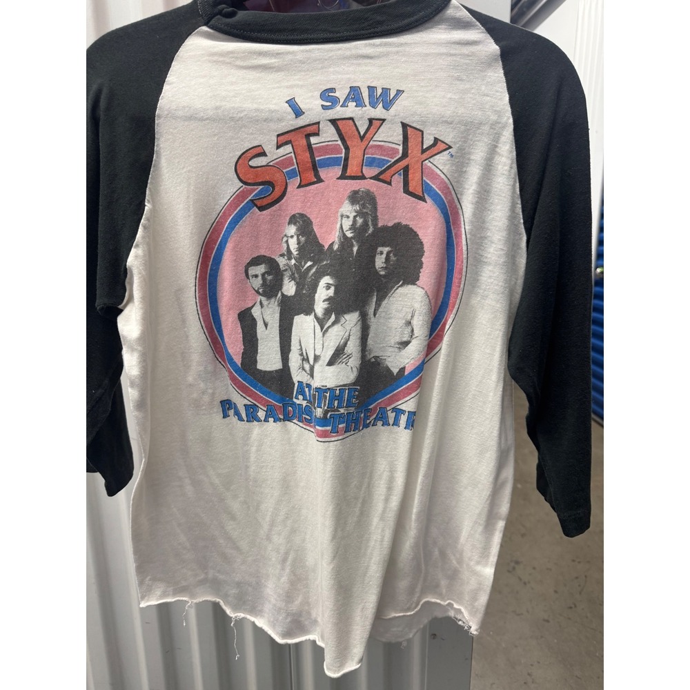 Vintage Styx Paradise Theatre 1981 World Tour Shirt Raglan 3/4 Sleeve Rock Tee - Picture 2 of 6